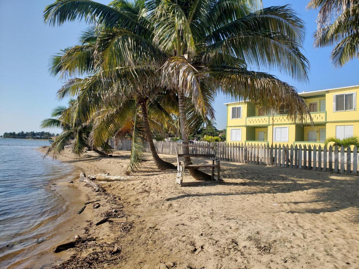 Pal'S On The Beach - Dangriga, Belize Екстер'єр фото